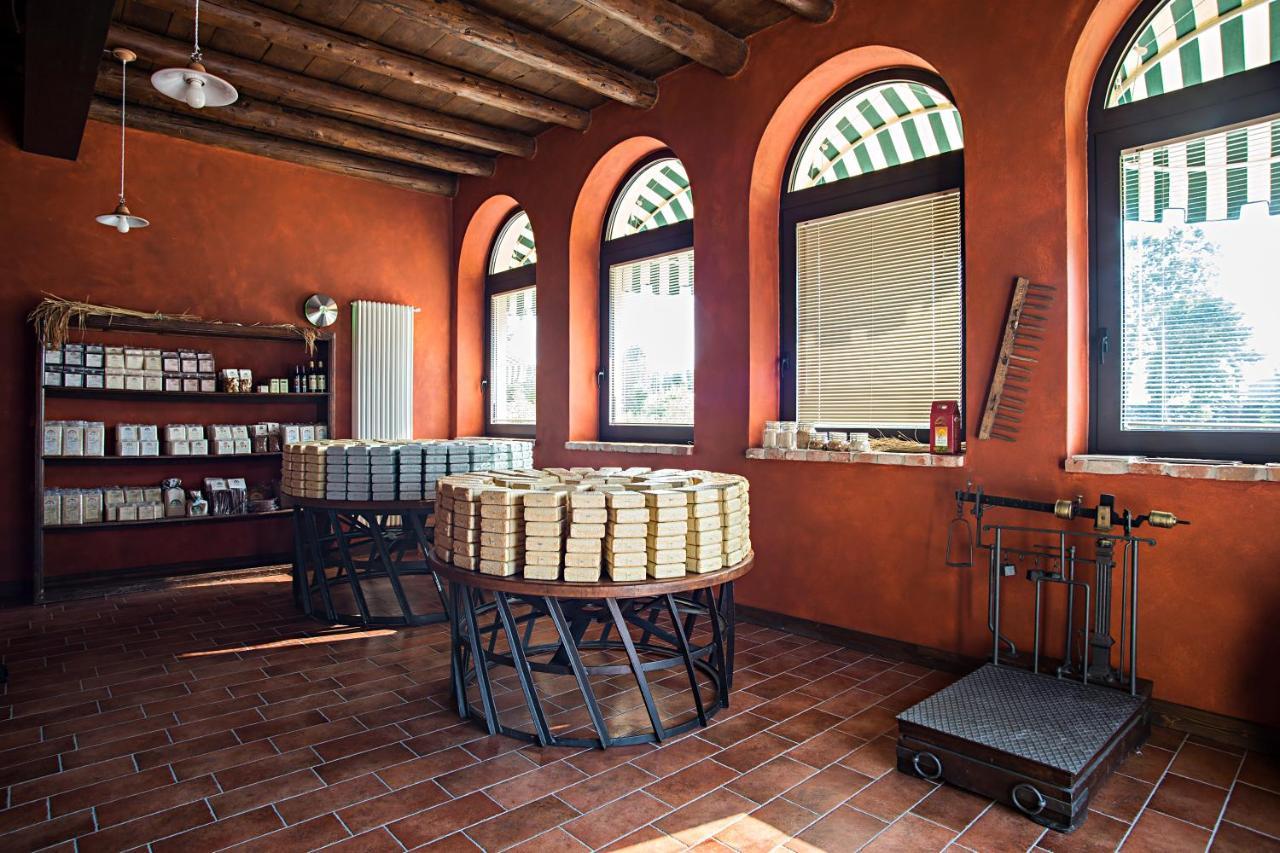 Agriturismo Lecolombare Nogarole Rocca Bagian luar foto